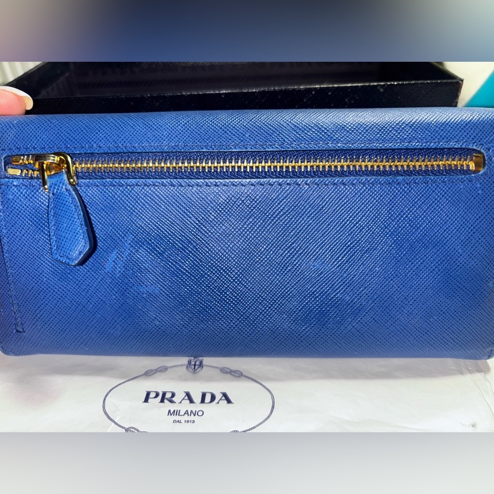 PRADA royal blue saffiano leather - Picture 5 of 5